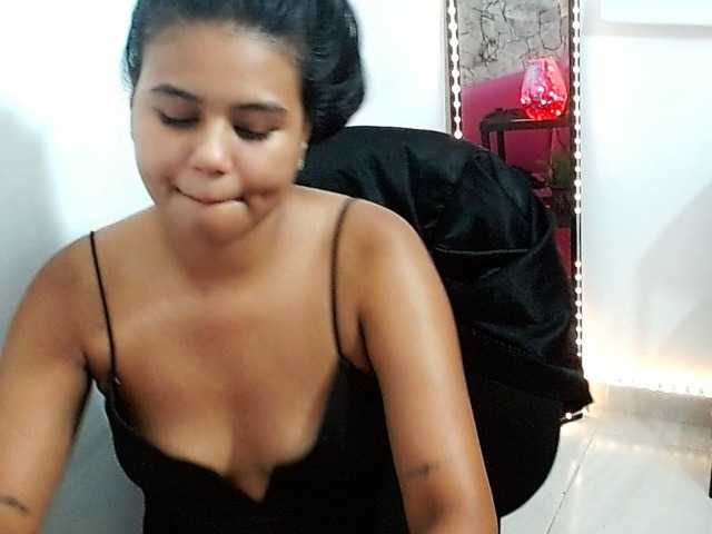 Shawnycarson live cam on BongaCams