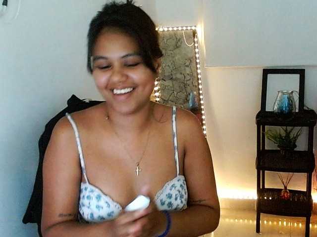 Shawnycarson live cam on BongaCams