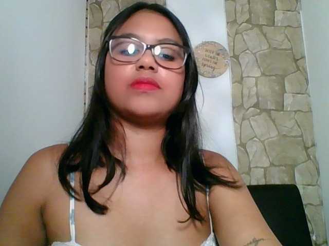 Shawnycarson live cam on BongaCams