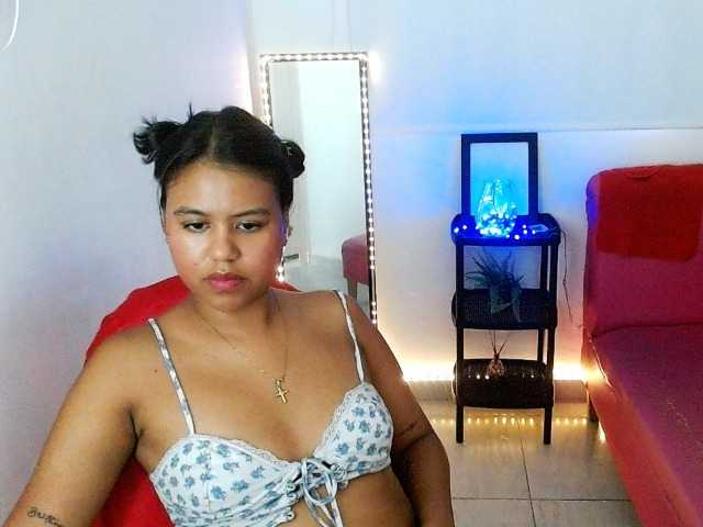 Shawnycarson live cam on BongaCams