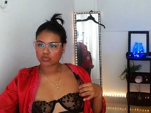 Shawnycarson live cam on BongaCams