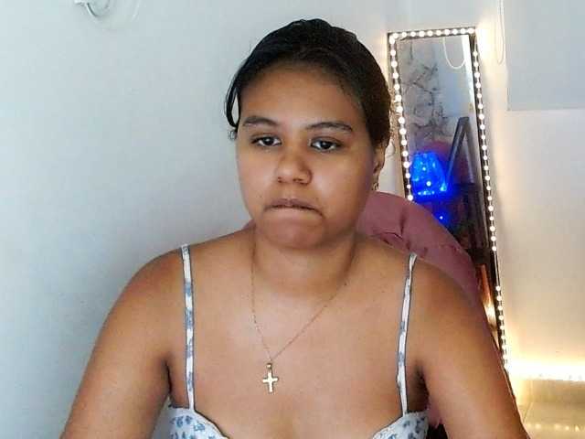 Shawnycarson live cam on BongaCams