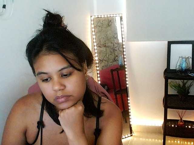 Shawnycarson live cam on BongaCams