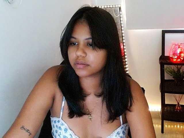 Shawnycarson live cam on BongaCams
