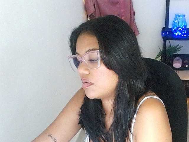 Shawnycarson live cam on BongaCams