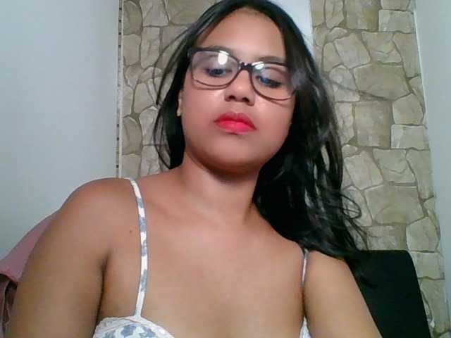 Shawnycarson live cam on BongaCams