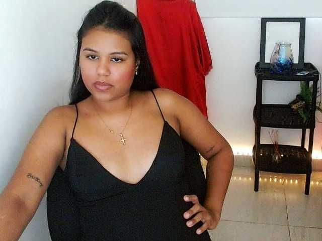 Shawnycarson live cam on BongaCams