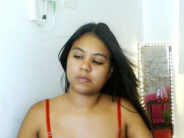 Shawnycarson live cam on BongaCams