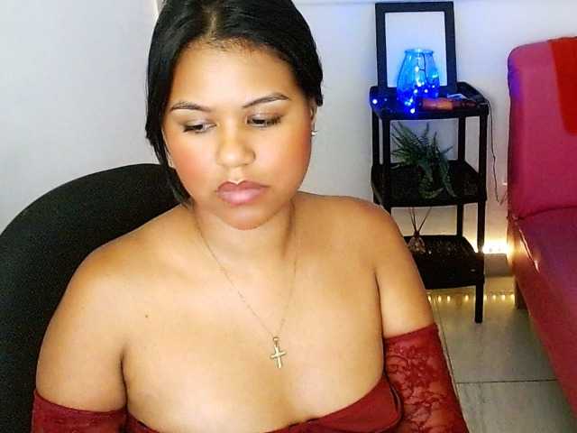 Shawnycarson live cam on BongaCams