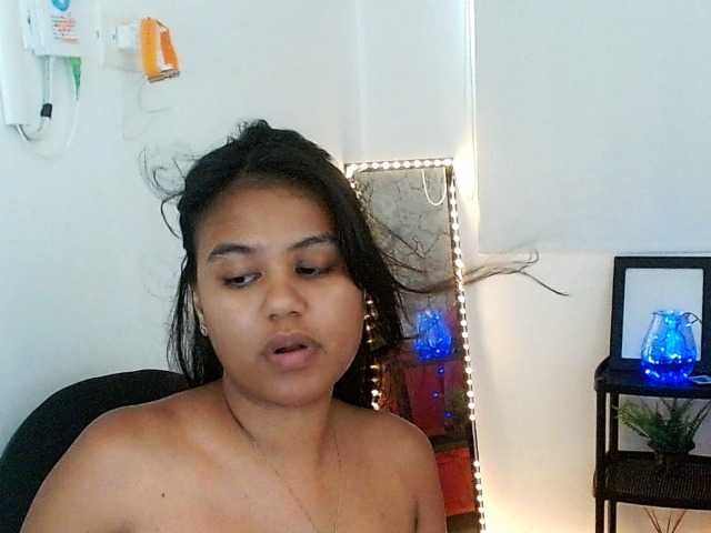 Shawnycarson live cam on BongaCams