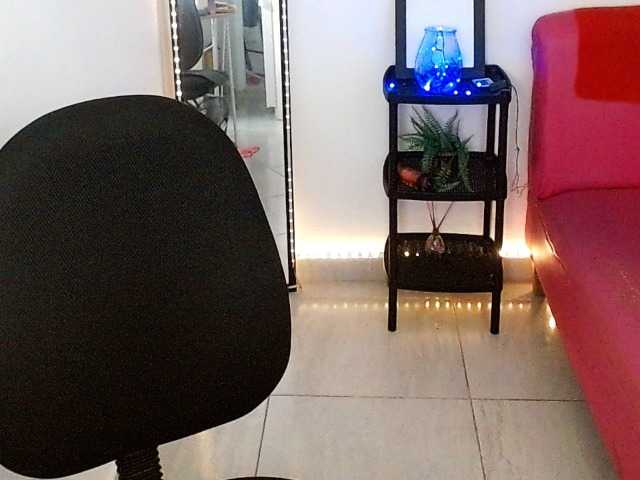Shawnycarson live cam on BongaCams