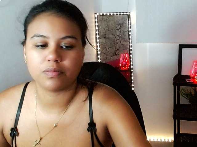 Shawnycarson live cam on BongaCams