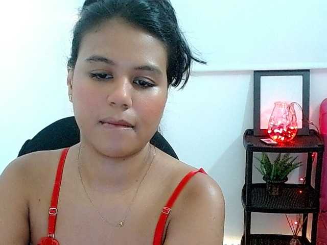 Shawnycarson live cam on BongaCams