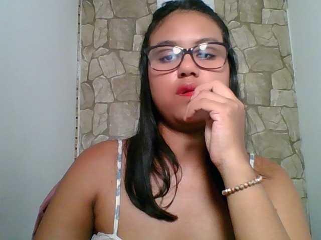 Shawnycarson live cam on BongaCams
