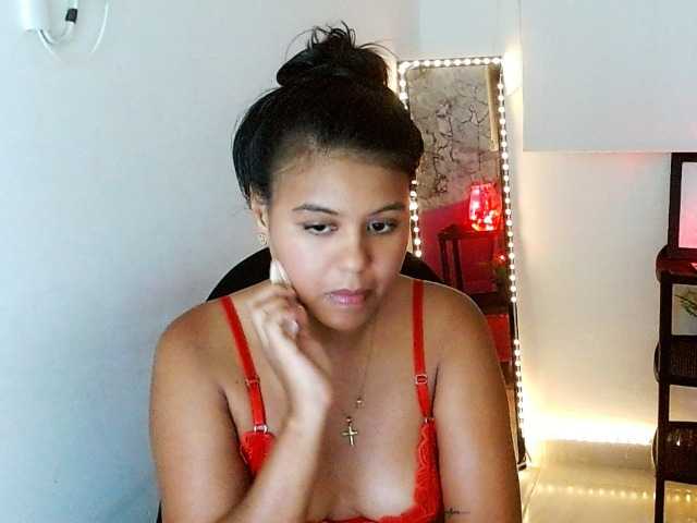 Shawnycarson live cam on BongaCams