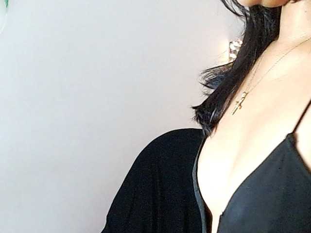 Shawnycarson live cam on BongaCams