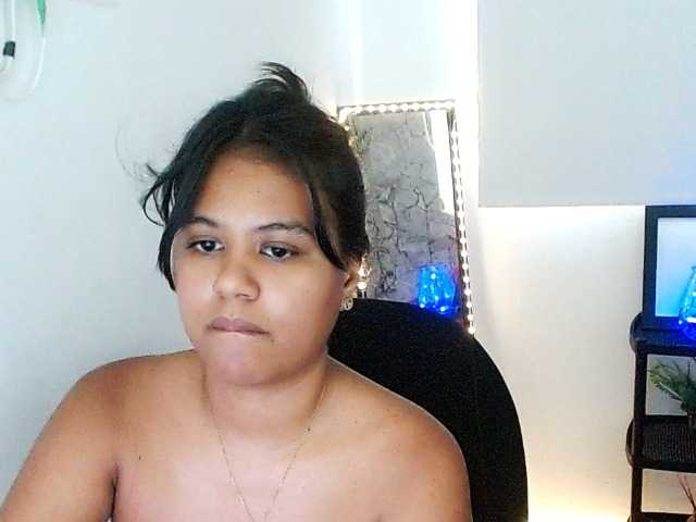Shawnycarson live cam on BongaCams