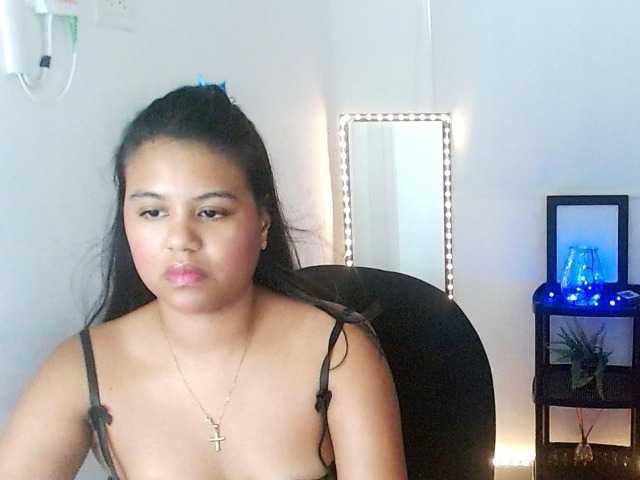 Shawnycarson live cam on BongaCams