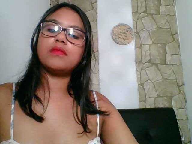 Shawnycarson live cam on BongaCams