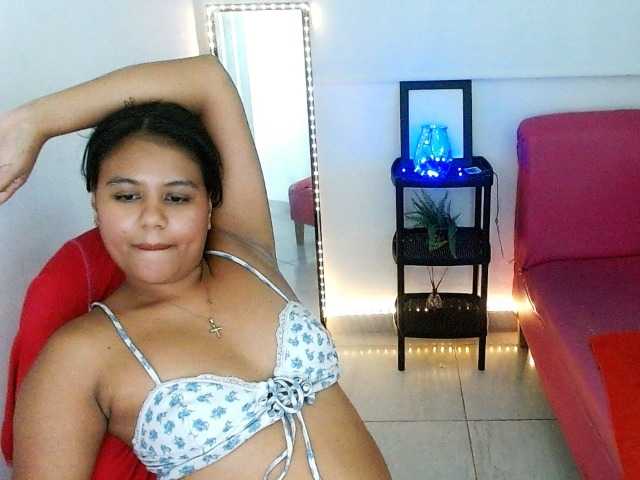 Shawnycarson live cam on BongaCams