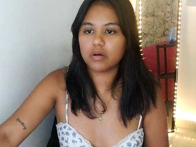 Shawnycarson live cam on BongaCams