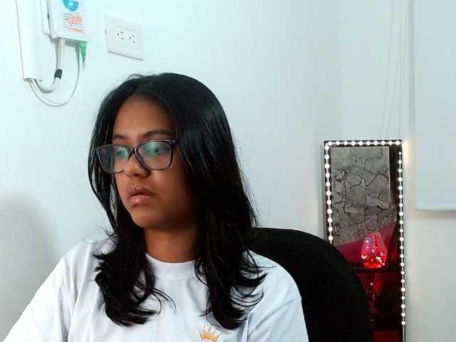 Shawnycarson live cam on BongaCams