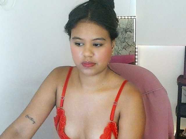 Shawnycarson live cam on BongaCams