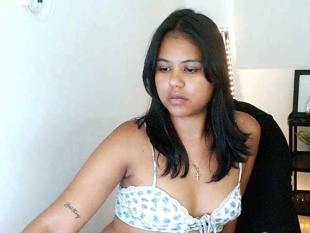 Shawnycarson live cam on BongaCams