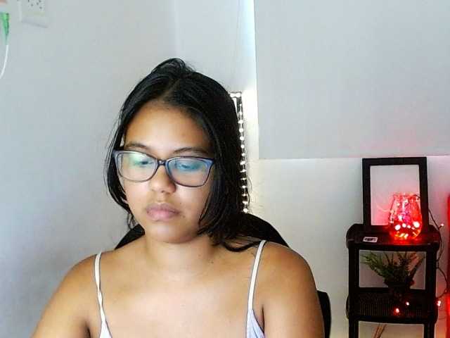 Shawnycarson live cam on BongaCams