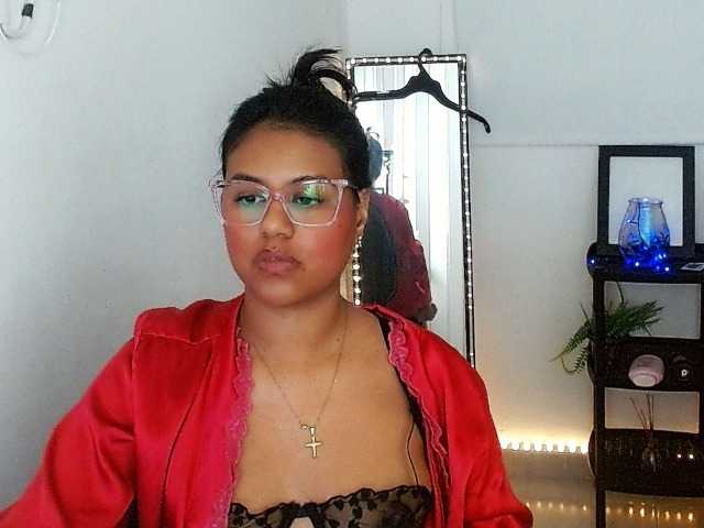 Shawnycarson live cam on BongaCams