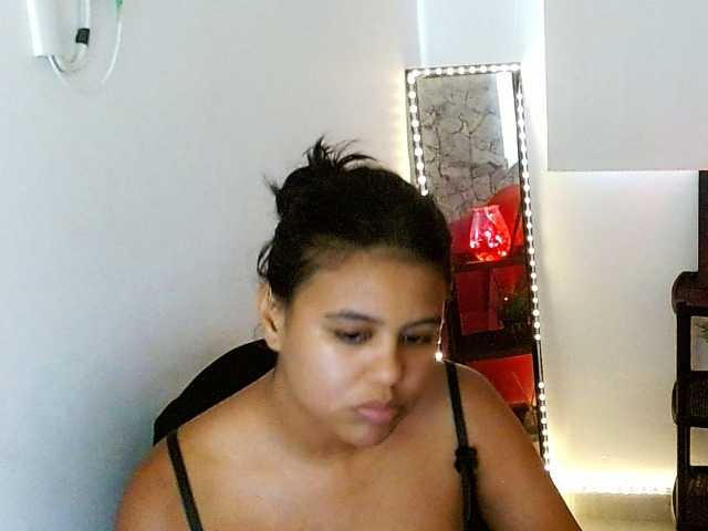 Shawnycarson live cam on BongaCams