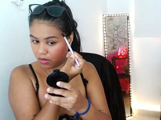 Shawnycarson live cam on BongaCams