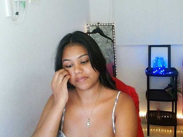 Shawnycarson live cam on BongaCams