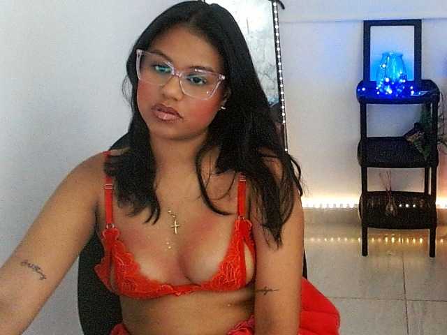 Shawnycarson live cam on BongaCams