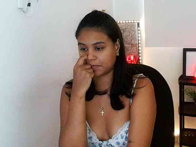 Shawnycarson Live Webcam on BongaCams