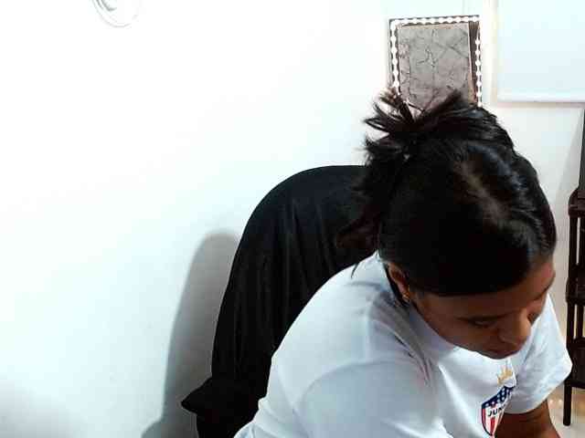 Shawnycarson Live Webcam on BongaCams