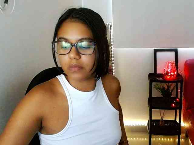 adult cam show Shawnycarson