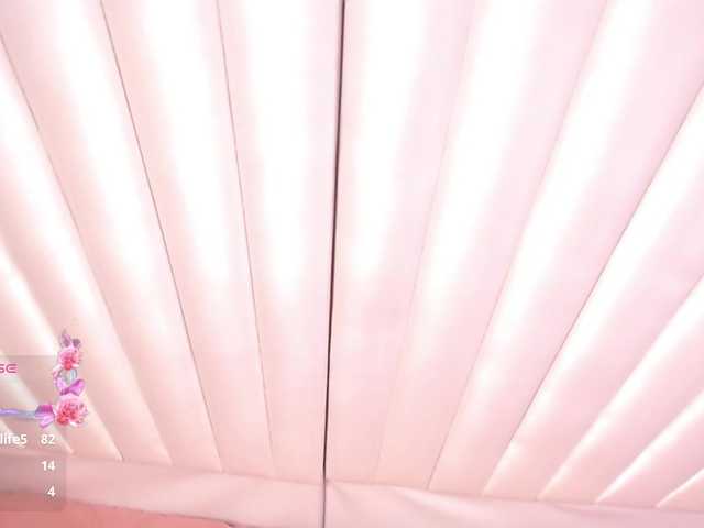 Jahzara live cam on BongaCams