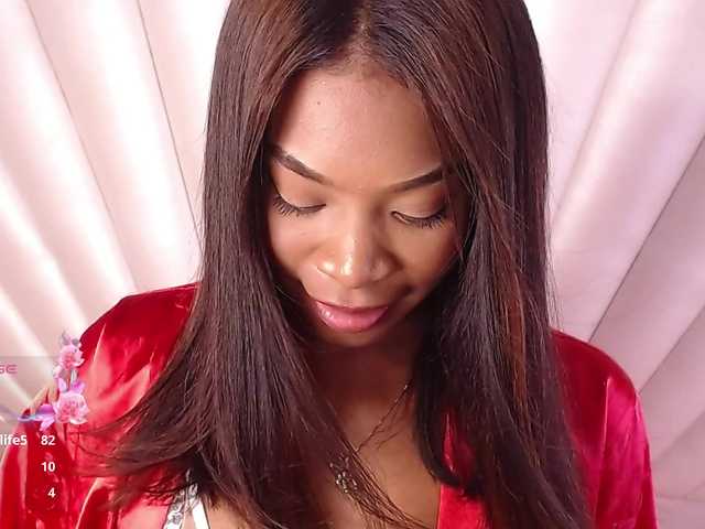Jahzara live cam on BongaCams