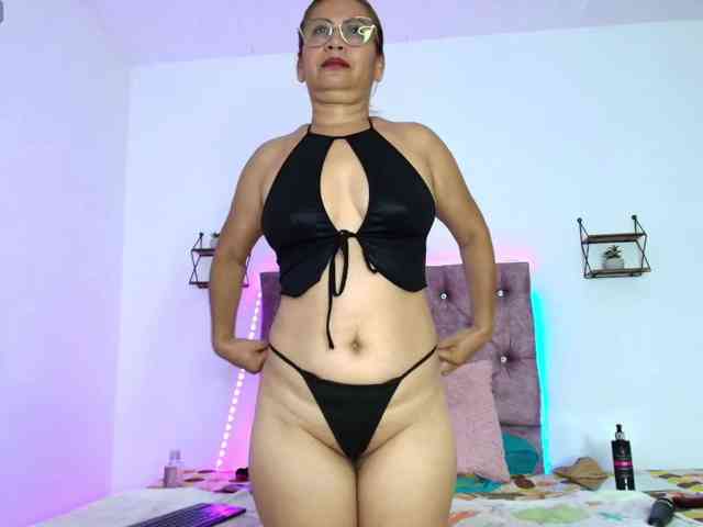 Rousemilf4u- webcam