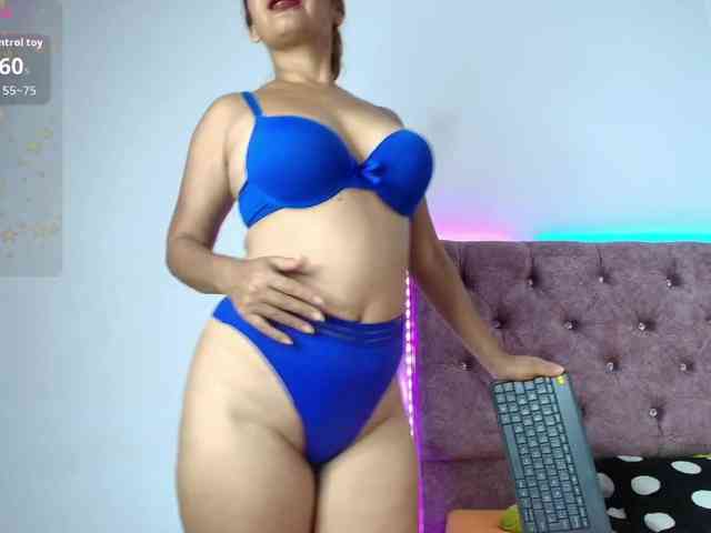 Rousemilf4u- webcam