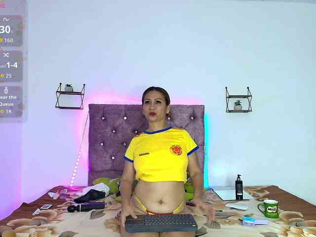 Rousemilf4u- webcam