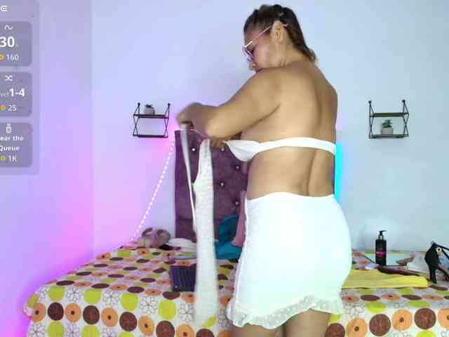 Rousemilf4u- webcam