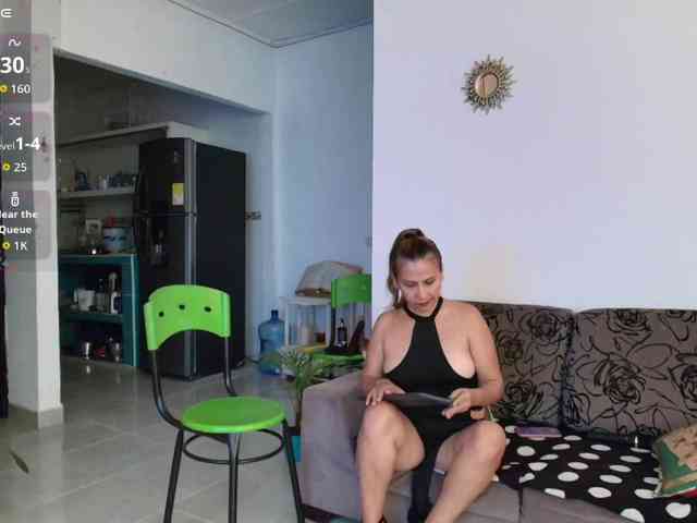 Rousemilf4u- webcam