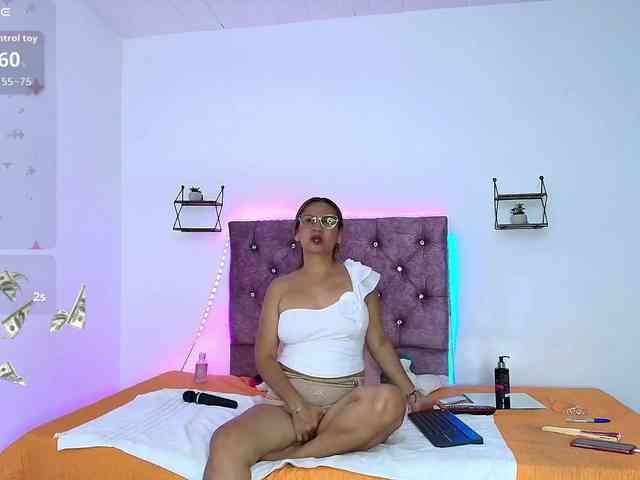 Rousemilf4u- webcam