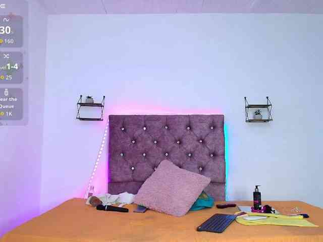 Rousemilf4u- webcam