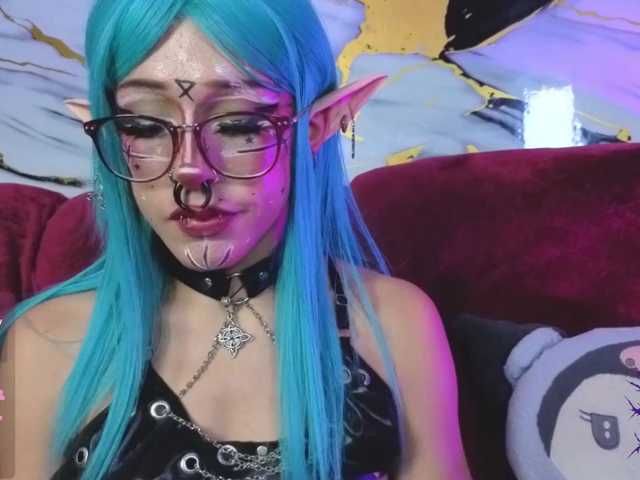 Dark-nina-