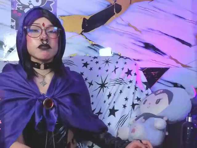 dark-nina-