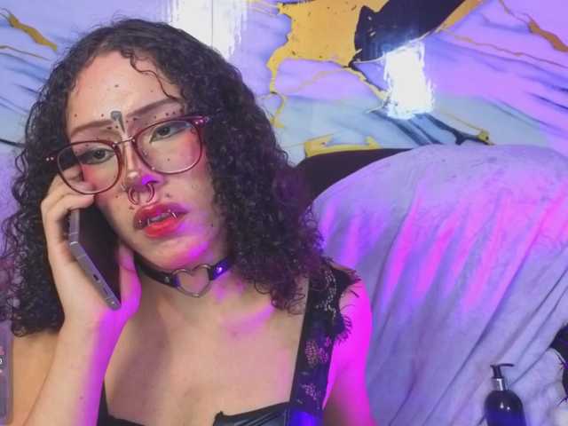 Dark-nina-