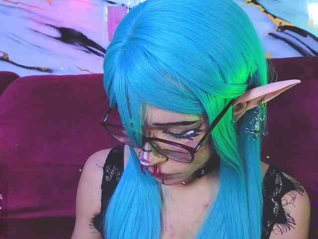 dark-nina-